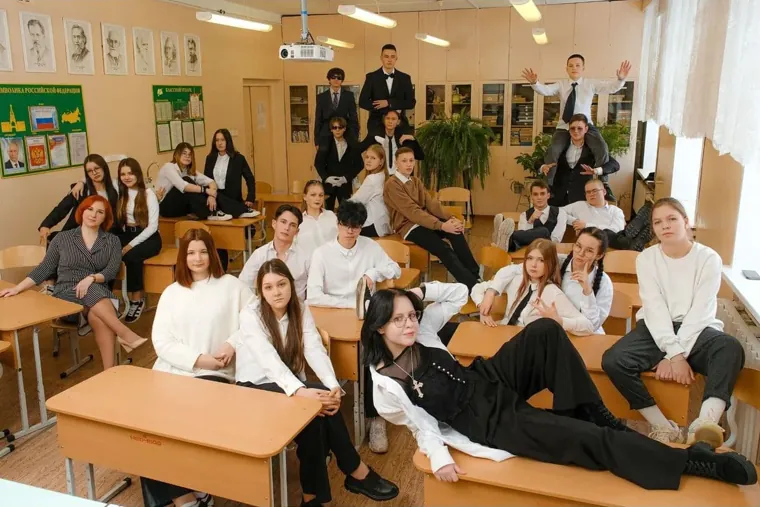 готовый альбом в руках
